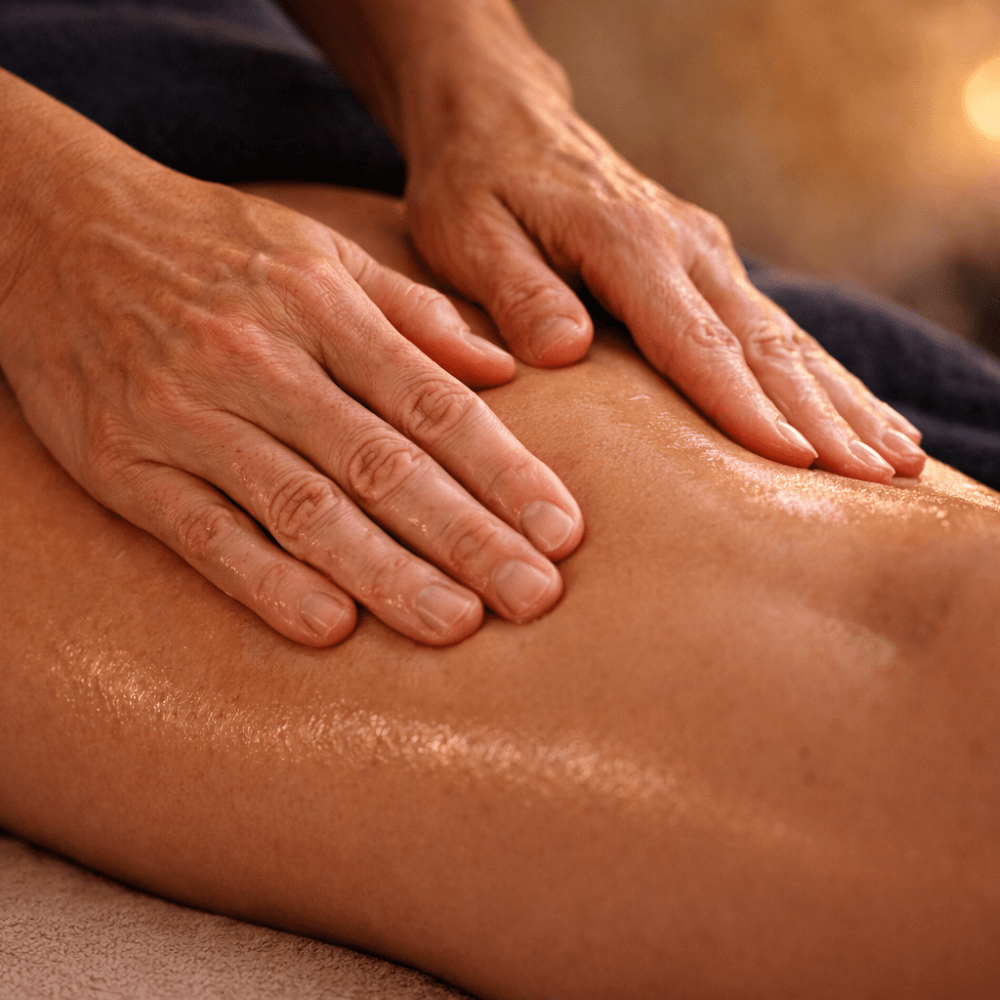 Massage jambe drainant ou palper rouler à l’immortelle de Corse