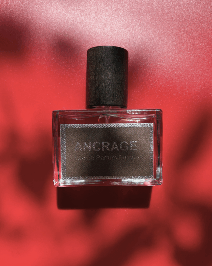 Ancrage – Parfum mixte aux notes florales & boisées | Profond, équilibré & enveloppant